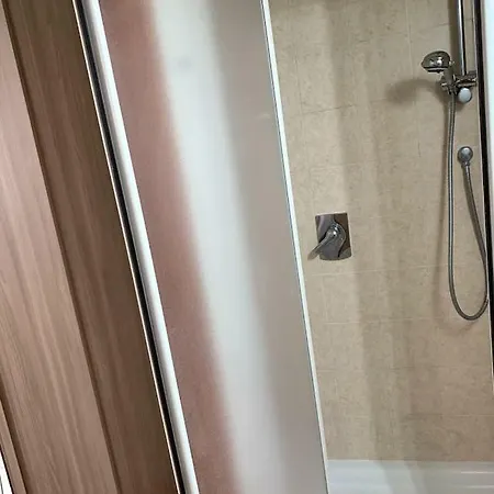 Luxury House דירה