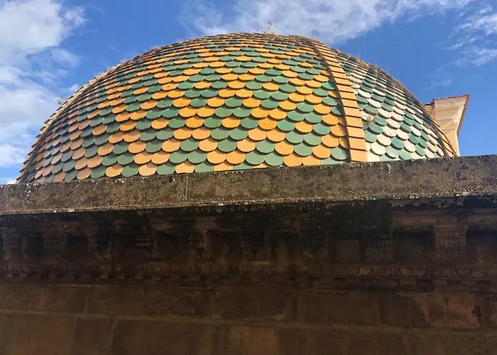 Luxury House Apartment *